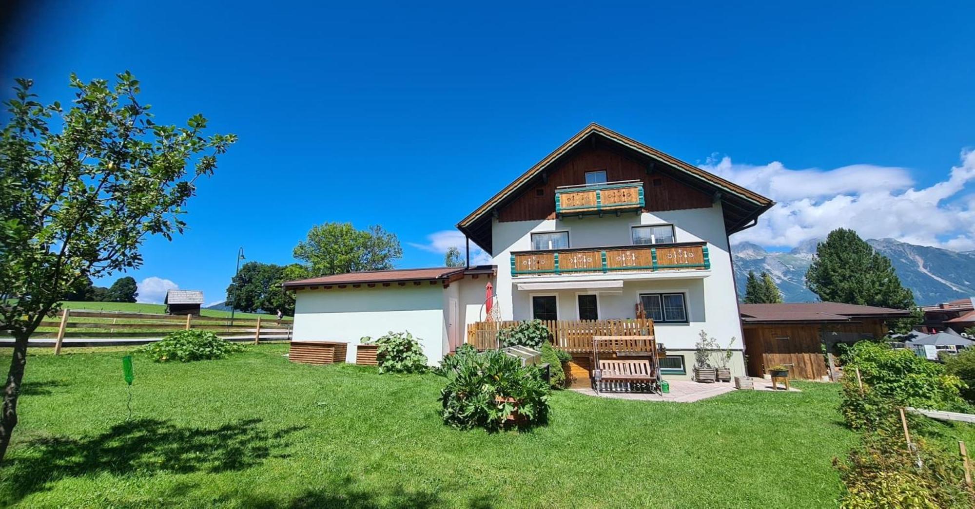Haus Hubertusheim Apartamento Schladming Exterior foto