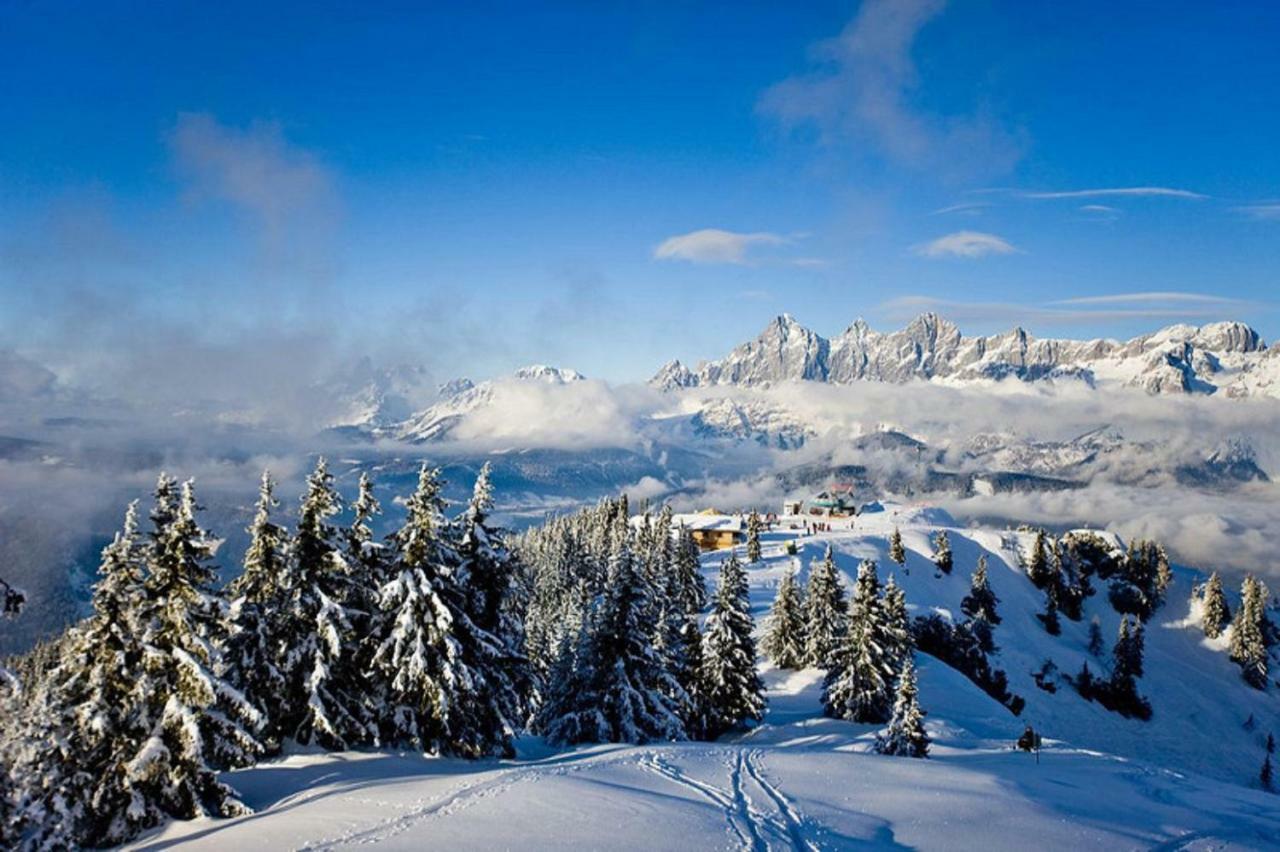 Haus Hubertusheim Apartamento Schladming Exterior foto